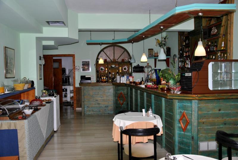 Kalypso Hotel Poros  Buitenkant foto